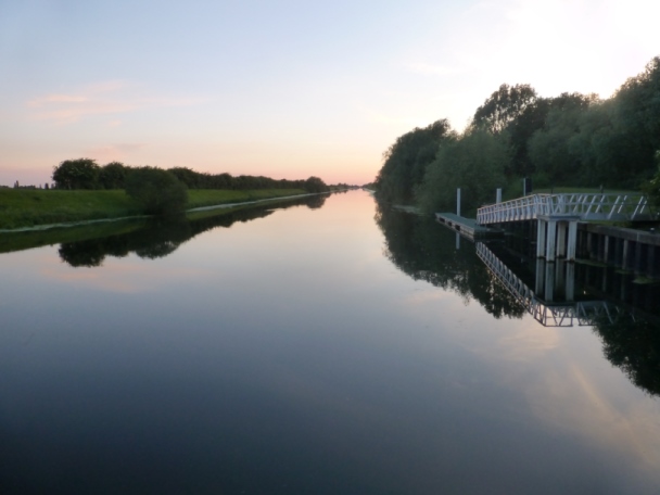 Image of evening sun on the Witham