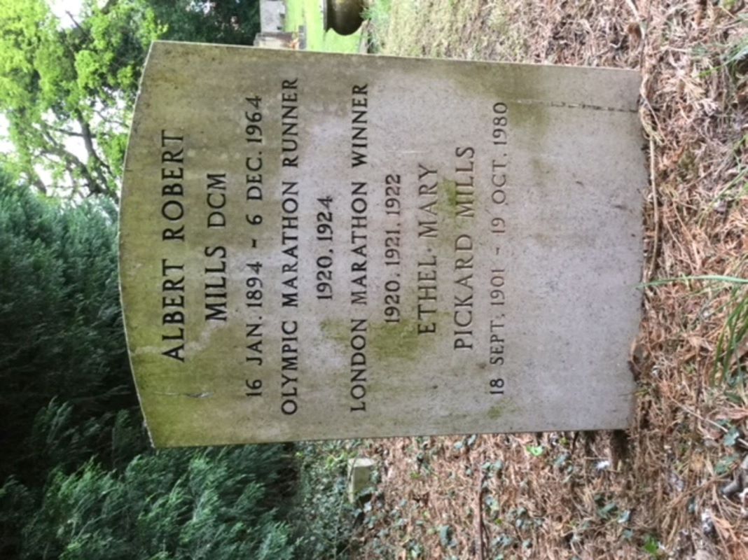 Alber Mills grave, St Leodegar's, Wymberton